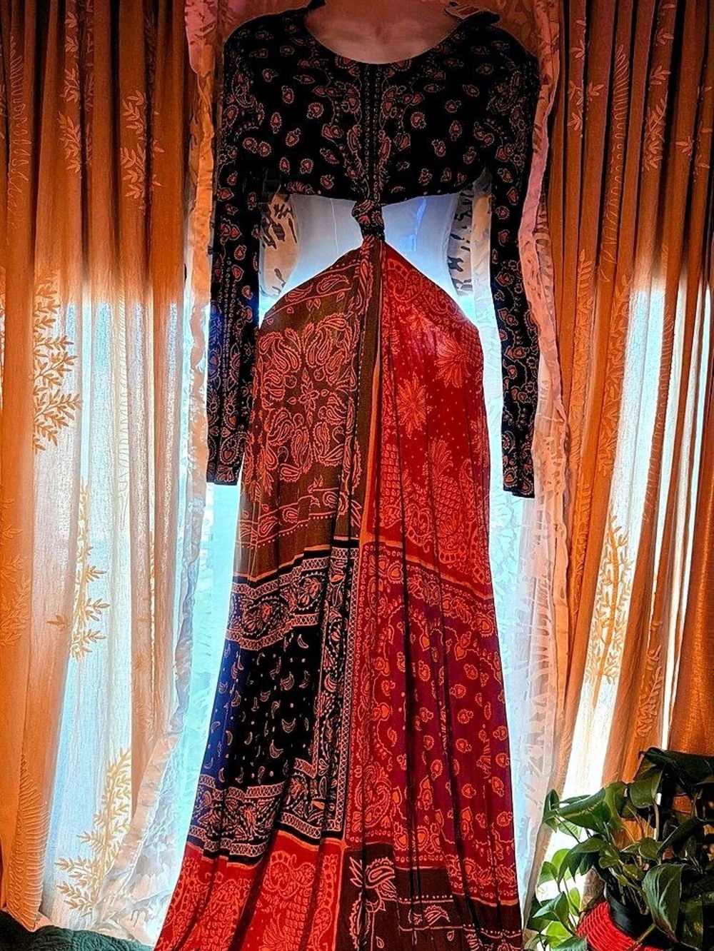 Farm Rio Bandana Dream Cut Out Maxi Dress Red & Black Medium